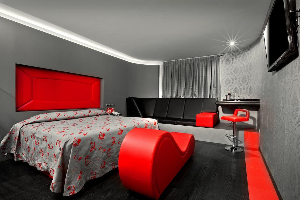 Eurosuites Oceania - Adults Only Мехико Номер фото