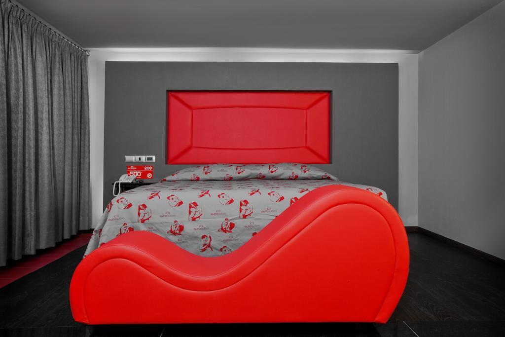 Eurosuites Oceania - Adults Only Мехико Номер фото
