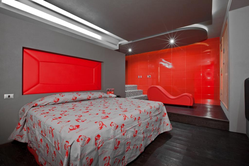 Eurosuites Oceania - Adults Only Мехико Номер фото